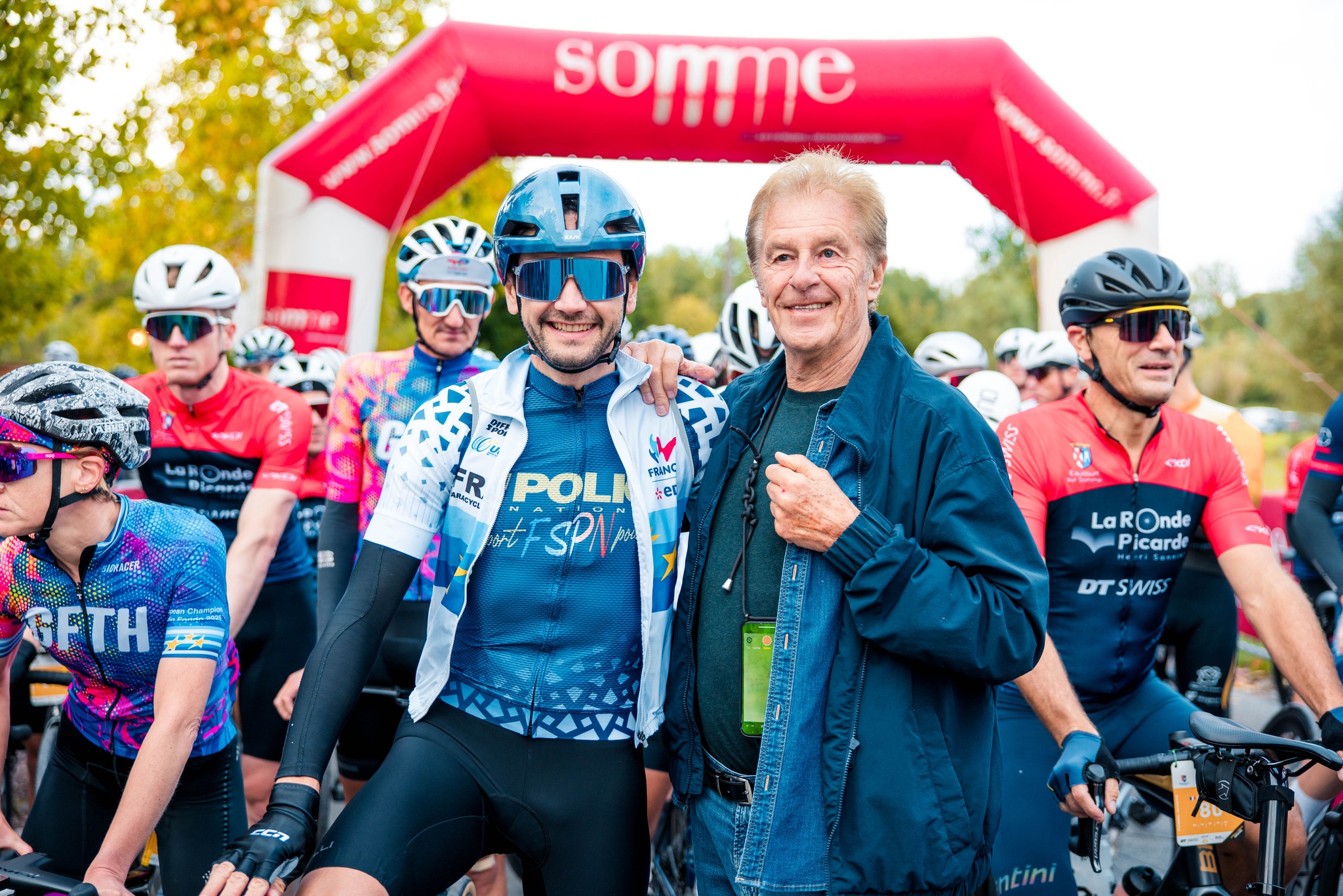 🎉 Joyeux anniversaire Henri Sannier ! 🥳

On se retrouve dans 12 jours à Eaucourt-sur-Somme pour ton épreuve… 😉💪

À très vite ! 🎂🎈

📍 Informations & inscriptions ⤵️
✍️ https://cyclosportive-rondepicarde.fr

#CyclosportiveLaRondePicarde #LaRondePicarde #Picardie #Somme #IciCestLaSomme #HautsDeFrance #EspritHautsDeFrance #Gravel #Route #HenriSannier #Ekoi #EkoiCycling #EkoiRacing #Running #CourseAPied #Run